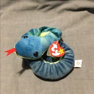 TY BEANIE BABY “HISSY”